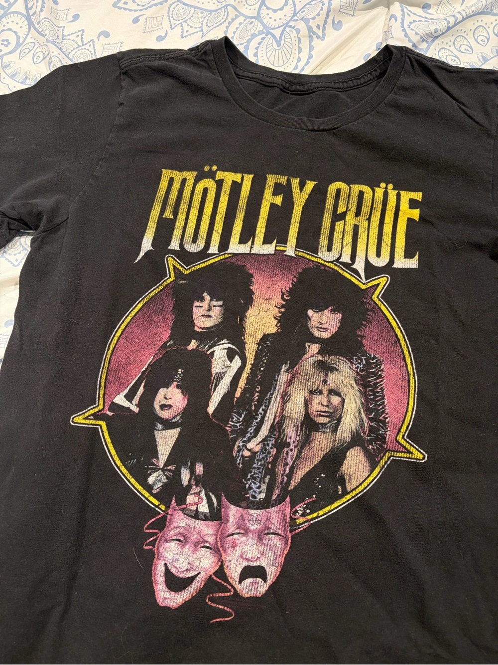 Motley Crue shirt
